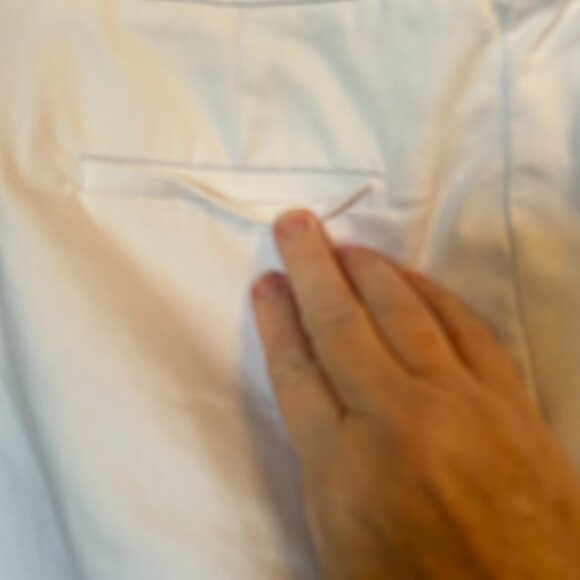 Liz Claiborne Emma Ankle Pants - White -Size 8 - Picture 7 of 8